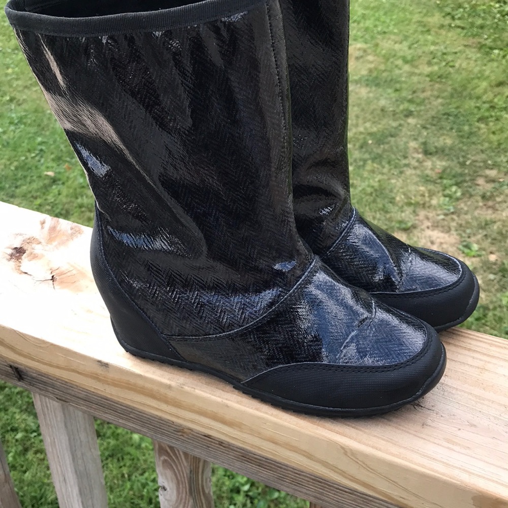 Sporto size 6 nice winter boots wedge style